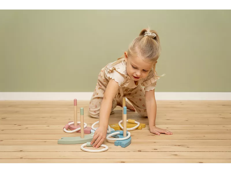 Little Dutch Ring Toss Game FSC